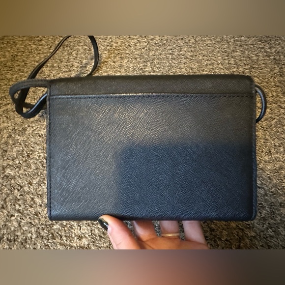 Kate Spade crossbody clutch - Picture 3 of 9